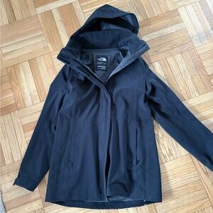 The north face apex flex all weather coat. Gore-Tex, water resistant.